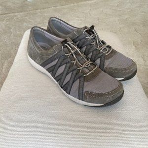 Dansko Women's Walking Shoes, Gray, Size 39 [US equivalent 8/8.5]